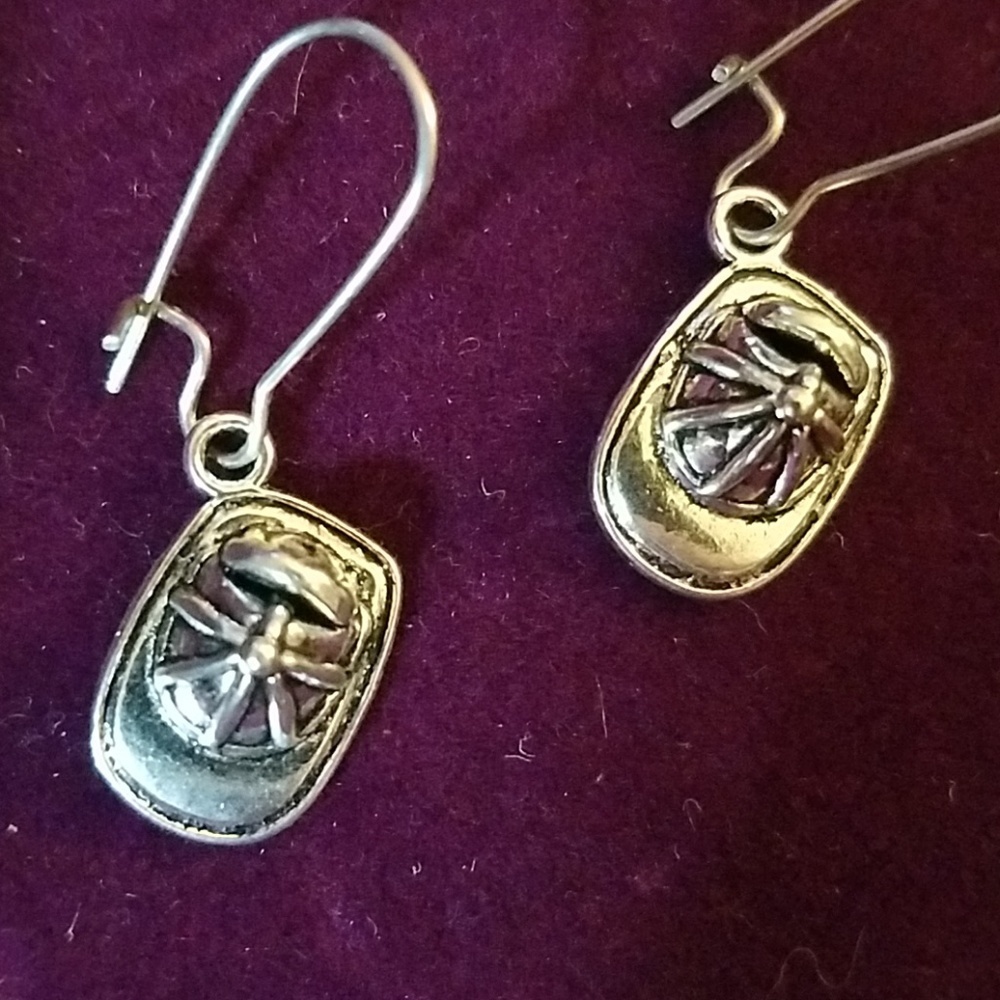 Fireman Hat Earrings & Necklace Set 16" - Picture 3 of 4